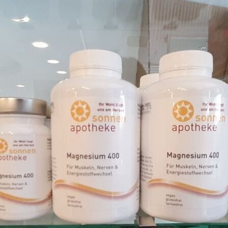 Nahrungsergänzungsmittel Innenansicht Ihrer Sonnen-Apotheke KG